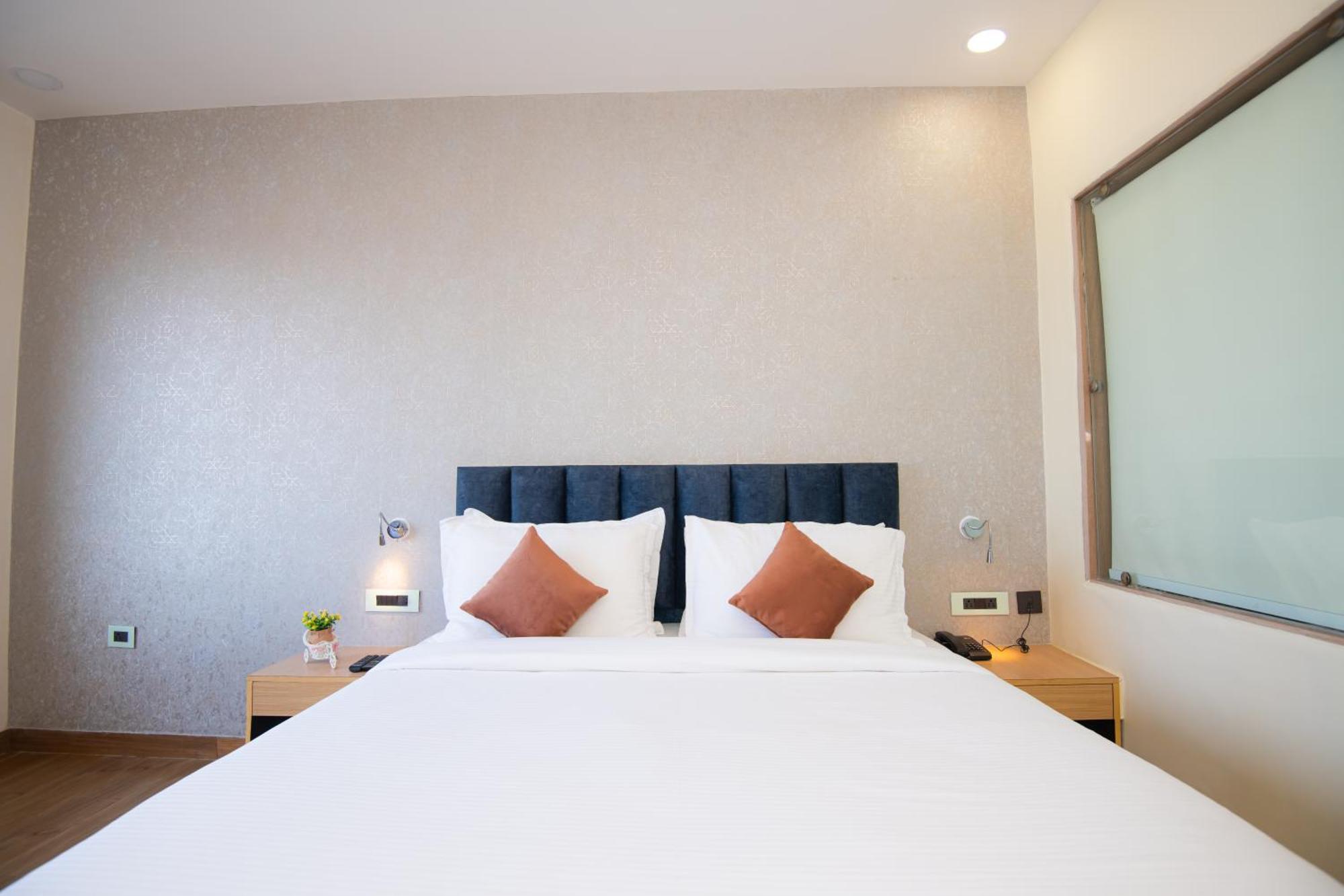 Hotel Avadh Classio Near By Ram Mandir Faizabad Exterior photo